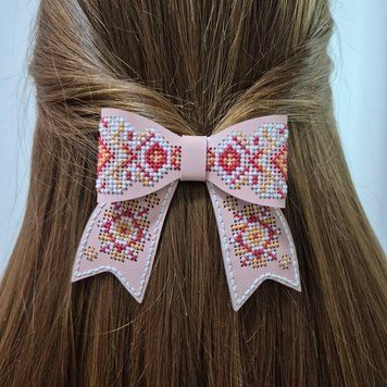 Набір для вишивки нитками на штучній шкірі &laquo;Заколка для волосся &ndash; Рання роса&raquo; FLHL-103 Рожевий